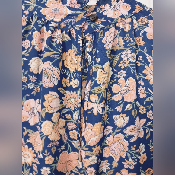 Levi's Floral High-Neck Long Sleeve Blouse Size M - Picture 5 of 13